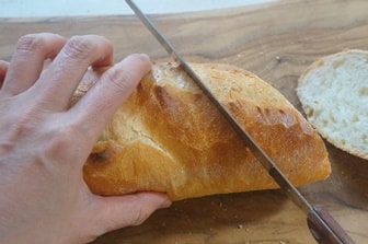 パンの切り方