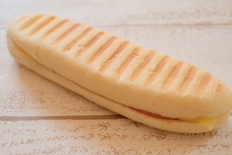 世界のパンの種類　イタリア　パニーニ